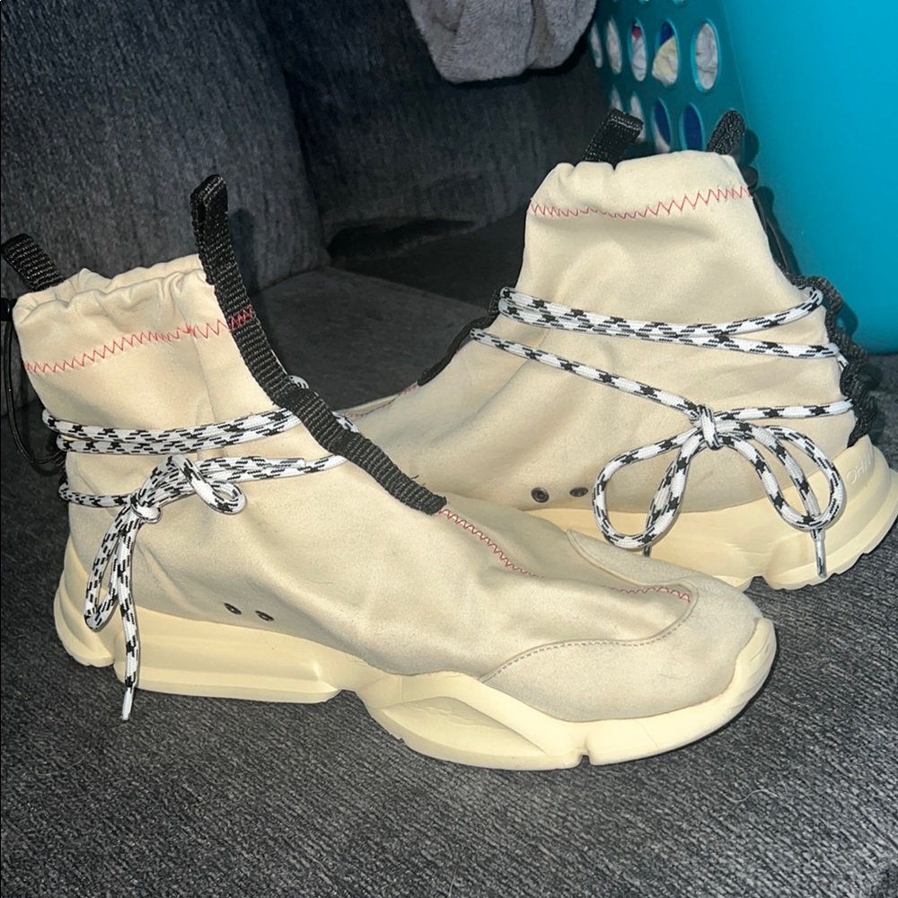 John Geiger 002 Cream Sneakers | Size 12 | With Autographed Booklet